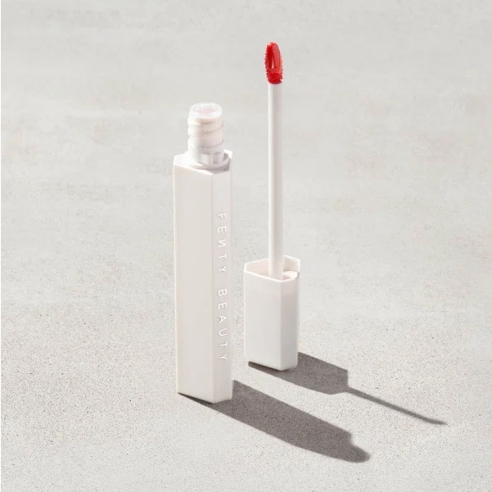 Fenty Beauty- POUTSICLE HYDRATING LIP STAIN in Zesty Bestie